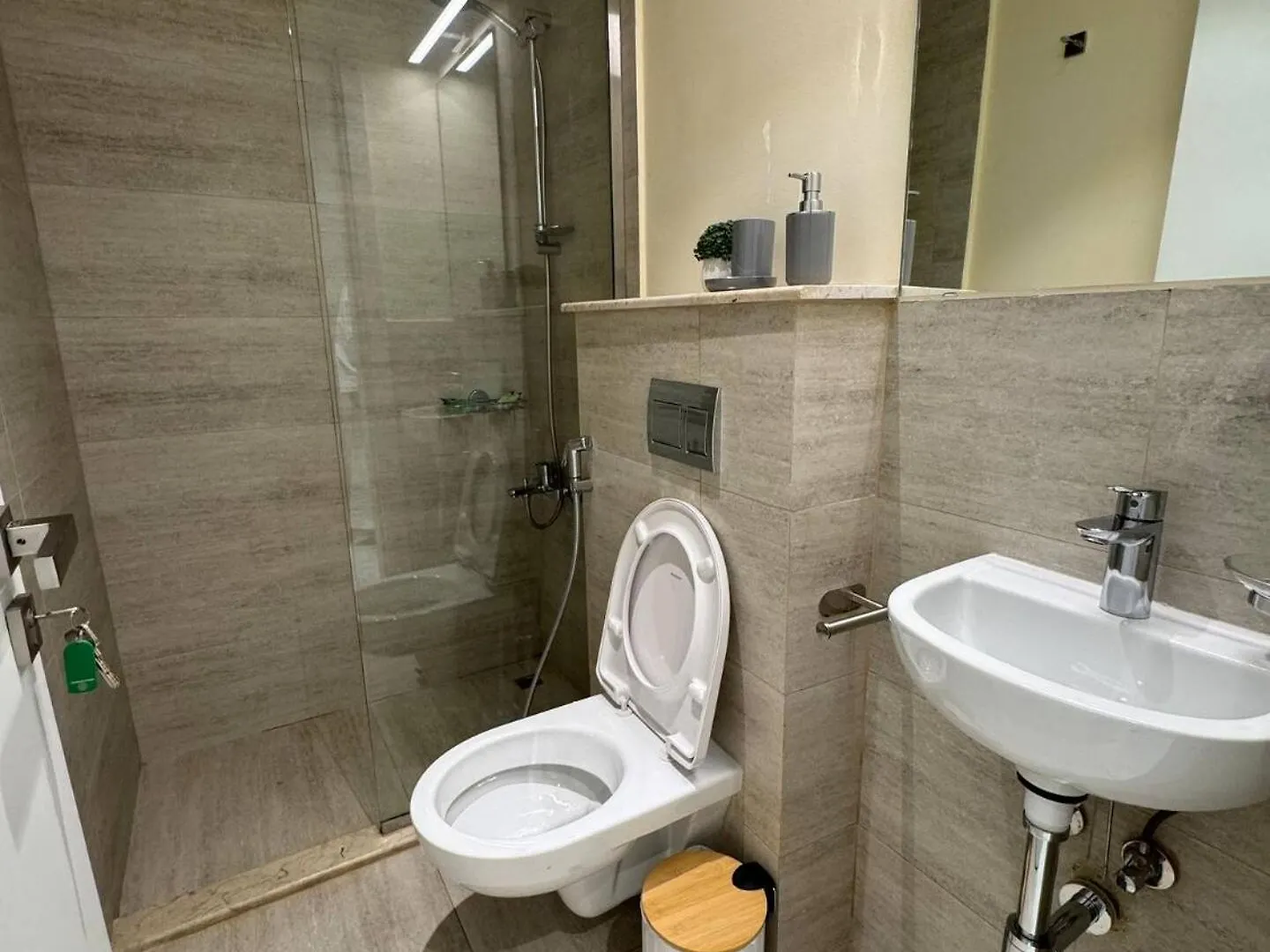 Unique 2Bd Jacuzzi & Sunbed United Arab Emirates